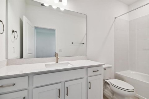 House in Riverview, Florida 5 bedrooms, 391.68 sq.m. № 2223788 - photo 22