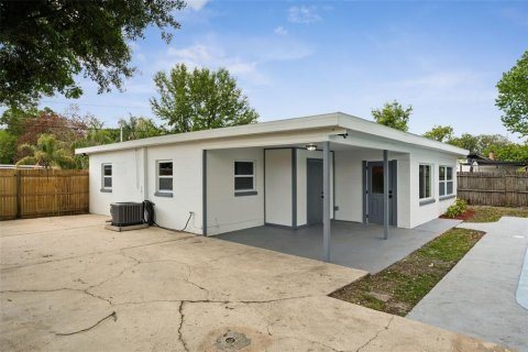 House in Orlando, Florida 3 bedrooms, 96.53 sq.m. № 2093394 - photo 28