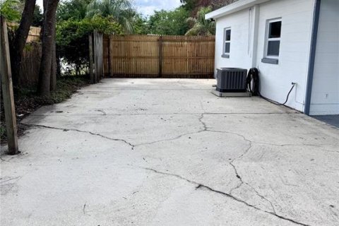 House in Orlando, Florida 3 bedrooms, 96.53 sq.m. № 2093394 - photo 29