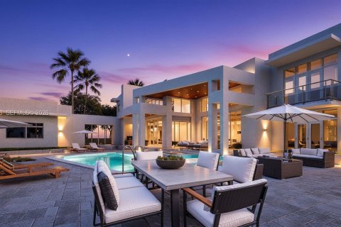 Casa en venta en Pinecrest, Florida, 9 dormitorios № 1996697 - foto 4