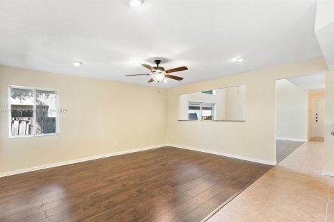 Купить виллу или дом в Плантация, Флорида 3 спальни, 254.65м2, № 1974210 - фото 7