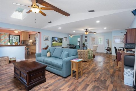 House in Inverness, Florida 2 bedrooms, 171.96 sq.m. № 1428781 - photo 12