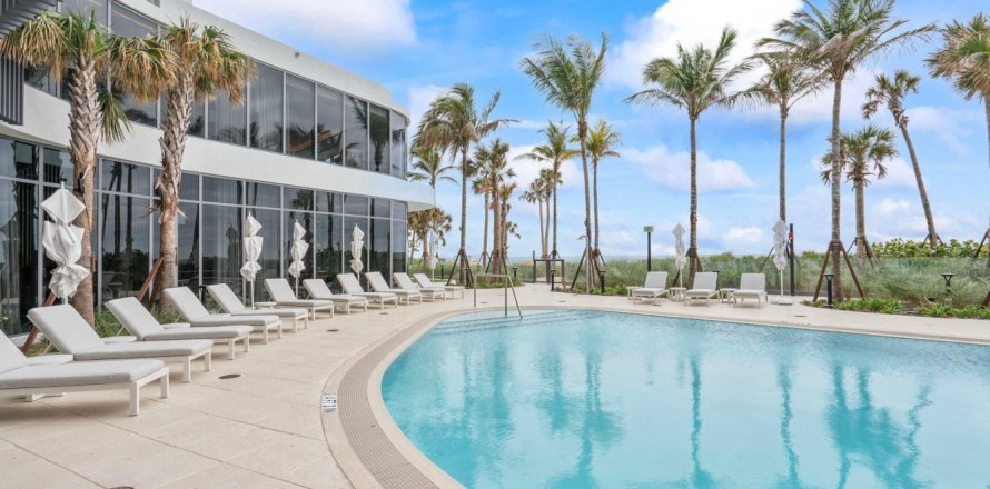 Condo à Pompano Beach, Floride, 3 chambres № 1004941