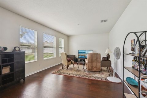 House in Winter Garden, Florida 4 bedrooms, 242.29 sq.m. № 2200968 - photo 7