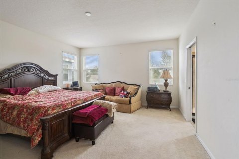 House in Winter Garden, Florida 4 bedrooms, 242.29 sq.m. № 2200968 - photo 15