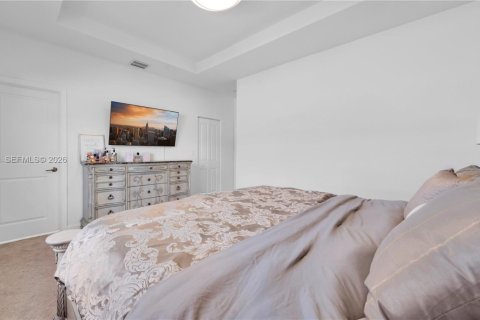 Townhouse in Homestead, Florida 3 bedrooms, 137.77 sq.m. № 2058389 - photo 26