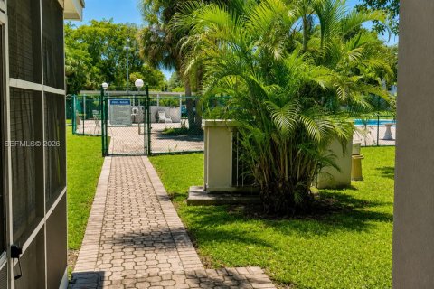 Copropriété à vendre à Miami, Floride: 2 chambres, 88.44 m2 № 2154345 - photo 14