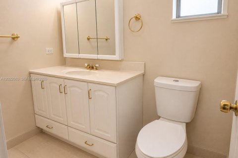 Copropriété à vendre à Miami, Floride: 2 chambres, 88.44 m2 № 2154345 - photo 12