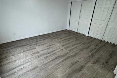 Apartamento en alquiler en Leesburg, Florida, 3 dormitorios, 172.24 m2 № 1769584 - foto 13