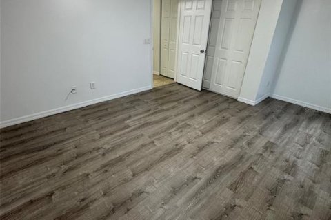 Apartamento en alquiler en Leesburg, Florida, 3 dormitorios, 172.24 m2 № 1769584 - foto 9