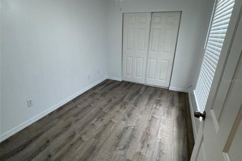 Apartamento en alquiler en Leesburg, Florida, 3 dormitorios, 172.24 m2 № 1769584 - foto 11