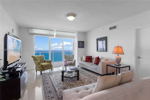 Condominio en alquiler en Sunny Isles Beach, Florida, 2 dormitorios, 148.83 m2 № 2154463 - foto 7