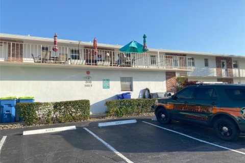 Condominio en venta en Pompano Beach, Florida, 1 dormitorio, 70.61 m2 № 1029644 - foto 1
