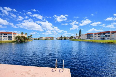 Condo à Sunrise, Floride, 2 chambres  № 2079860