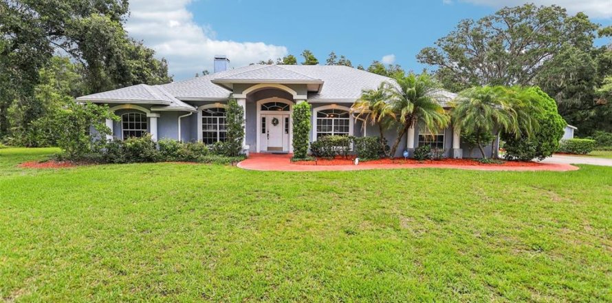 Villa ou maison à Lakeland, Floride 4 chambres, 215.44 m2 № 1824499