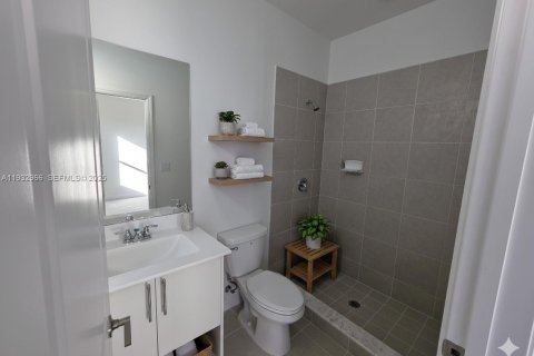 Снять в аренду таунхаус в Хомстед, Флорида 3 спальни, № 1992354 - фото 3