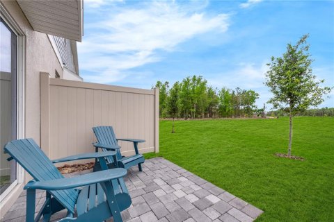 Touwnhouse à vendre à Tavares, Floride: 3 chambres, 134.8 m2 № 1771013 - photo 4