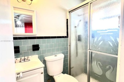 Снять в аренду коммерческую недвижимость в Вест-Парк, Флорида № 1989850 - фото 8