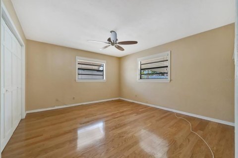 Casa en venta en Saint Petersburg, Florida, 2 dormitorios, 105.54 m2 № 2097973 - foto 24
