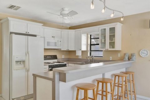 Casa en venta en Saint Petersburg, Florida, 2 dormitorios, 105.54 m2 № 2097973 - foto 9