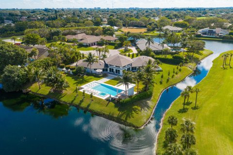 House in Delray Beach, Florida 4 bedrooms, 432.65 sq.m. № 2392677