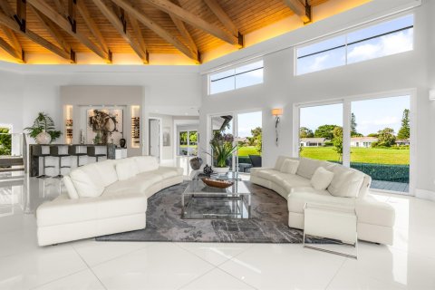 House in Delray Beach, Florida 4 bedrooms, 432.65 sq.m. № 2392677 - photo 6