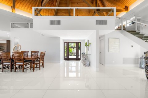 House in Delray Beach, Florida 4 bedrooms, 432.65 sq.m. № 2392677 - photo 3