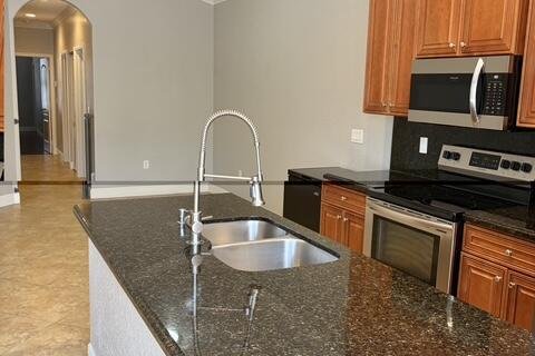 House in Palm Springs, Florida 3 bedrooms, 130.81 sq.m. № 2082920 - photo 7