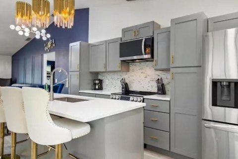 Villa ou maison à vendre à Kissimmee, Floride: 3 chambres, 114.08 m2 № 1793835 - photo 9