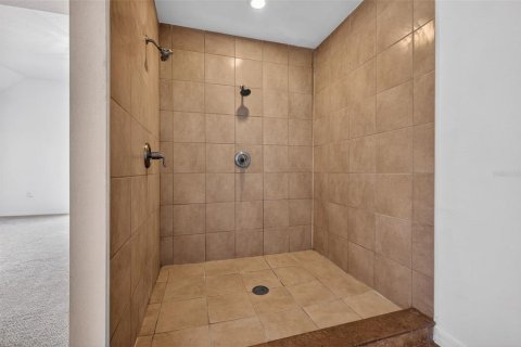 House in Tampa, Florida 5 bedrooms, 311.32 sq.m. № 2107207 - photo 24