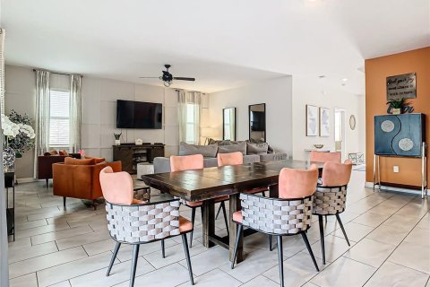 Villa ou maison à vendre à Kissimmee, Floride: 6 chambres, 349.31 m2 № 1547078 - photo 17