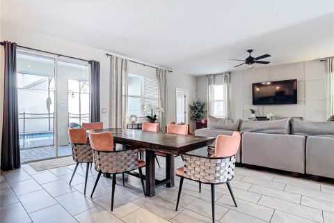 Villa ou maison à vendre à Kissimmee, Floride: 6 chambres, 349.31 m2 № 1547078 - photo 16