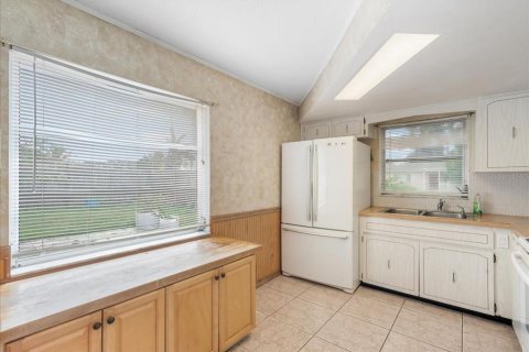 House in Port Richey, Florida 2 bedrooms, 91.97 sq.m. № 1905837 - photo 7