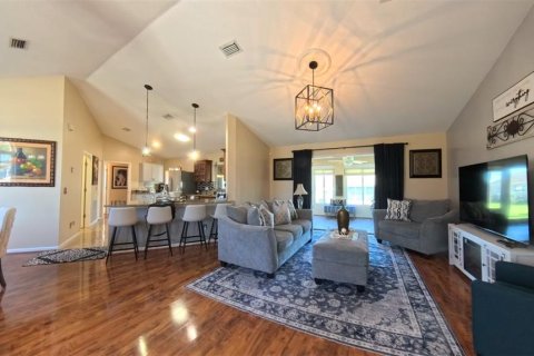 House in Ocala, Florida 3 bedrooms, 163.32 sq.m. № 1586636 - photo 7