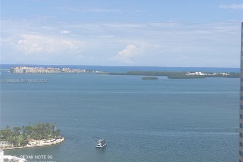 Кондоминиум с 1 спальней в Майами, Флорида № 2031602