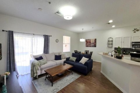 Townhouse in Sarasota, Florida 3 bedrooms, 128.02 sq.m. № 2377852 - photo 7