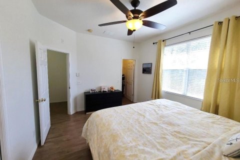 Townhouse in Sarasota, Florida 3 bedrooms, 128.02 sq.m. № 2377852 - photo 20