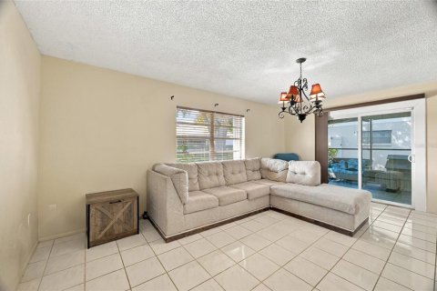 Villa ou maison à vendre à Port Richey, Floride: 3 chambres, 118.64 m2 № 2434477 - photo 10