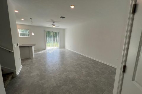 Townhouse in Kissimmee, Florida 3 bedrooms, 155.33 sq.m. № 1908926 - photo 3