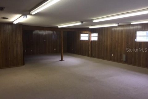 Propiedad comercial en alquiler en Gainesville, Florida, 303.42 m2 № 1564354 - foto 2