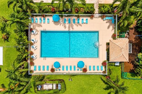 Villa ou maison à vendre à Pembroke Pines, Floride: 3 chambres, 164.53 m2 № 2421481 - photo 6