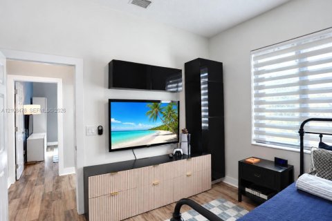 Villa ou maison à vendre à Pembroke Pines, Floride: 3 chambres, 164.53 m2 № 2421481 - photo 21
