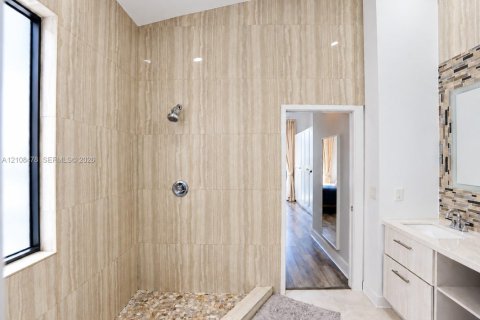 Villa ou maison à vendre à Pembroke Pines, Floride: 3 chambres, 164.53 m2 № 2421481 - photo 28