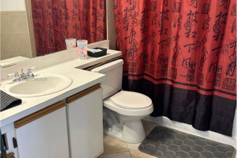 Condo in Hialeah, Florida, 1 bedroom № 2081194 - photo 9