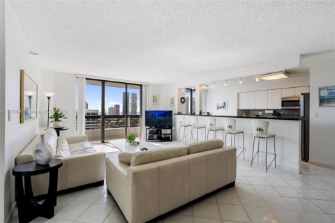 Купить кондоминиум в Авентура, Флорида 2 спальни, 126.81м2, № 1828773 - фото 4