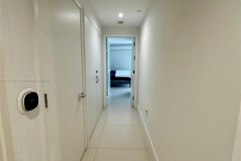 Condo in Sunny Isles Beach, Florida, 3 bedrooms  № 1752877 - photo 9