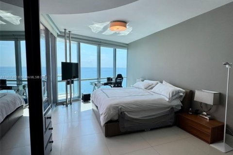 Condo in Sunny Isles Beach, Florida, 3 bedrooms  № 1752877 - photo 10
