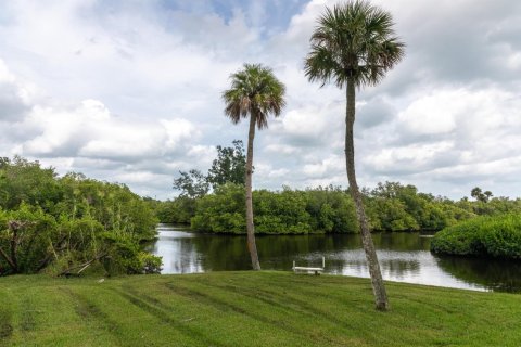 Condominio en venta en Vero Beach, Florida, 2 dormitorios, 92.9 m2 № 1159581 - foto 1