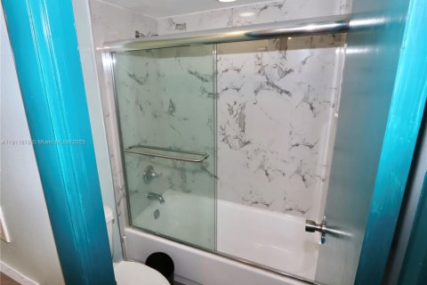 Copropriété à vendre à Aventura, Floride: 2 chambres, 121.98 m2 № 1967553 - photo 19