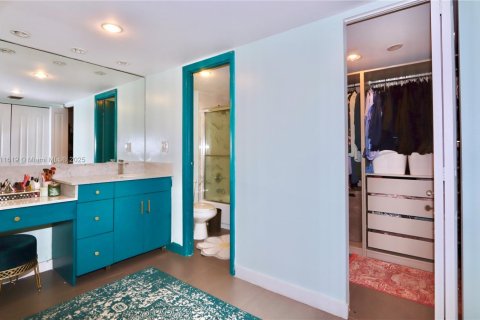 Copropriété à vendre à Aventura, Floride: 2 chambres, 121.98 m2 № 1967553 - photo 18